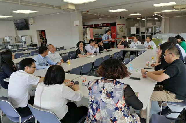 辉达娱乐中央厨房人员与校园团餐联盟静冈大学营养食堂考察